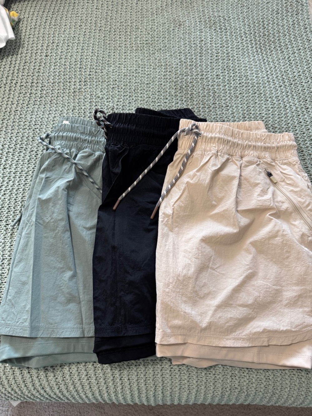 Casual Elastic-Waist Athletic Skirt Trio in Sage, Black, and Cream